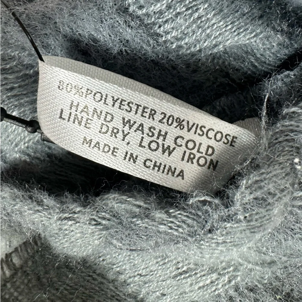 HADLEY WREN Grey Super Soft Textured Scarf